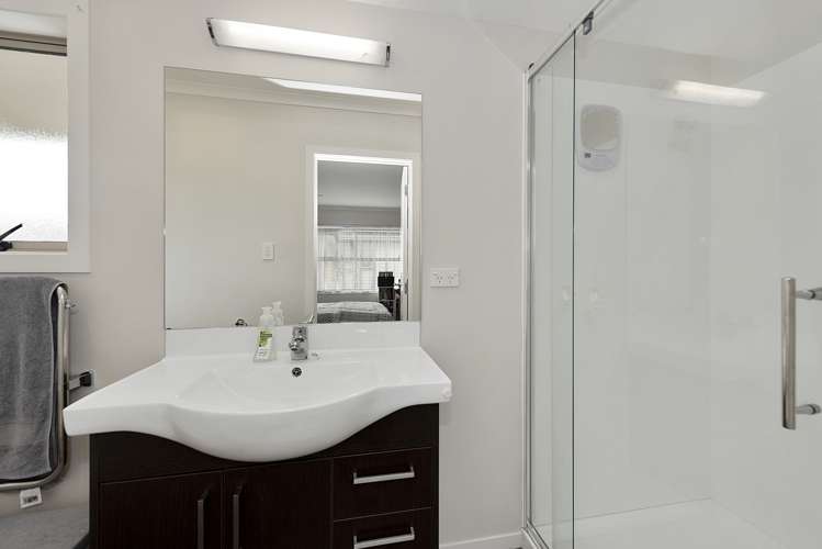 5/52 Cook Street Hamilton East_7