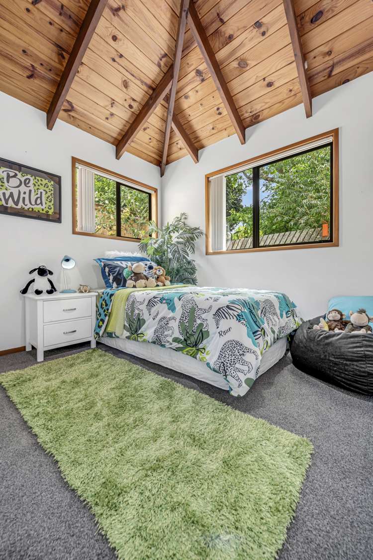 58a Uxbridge Road Mellons Bay_19