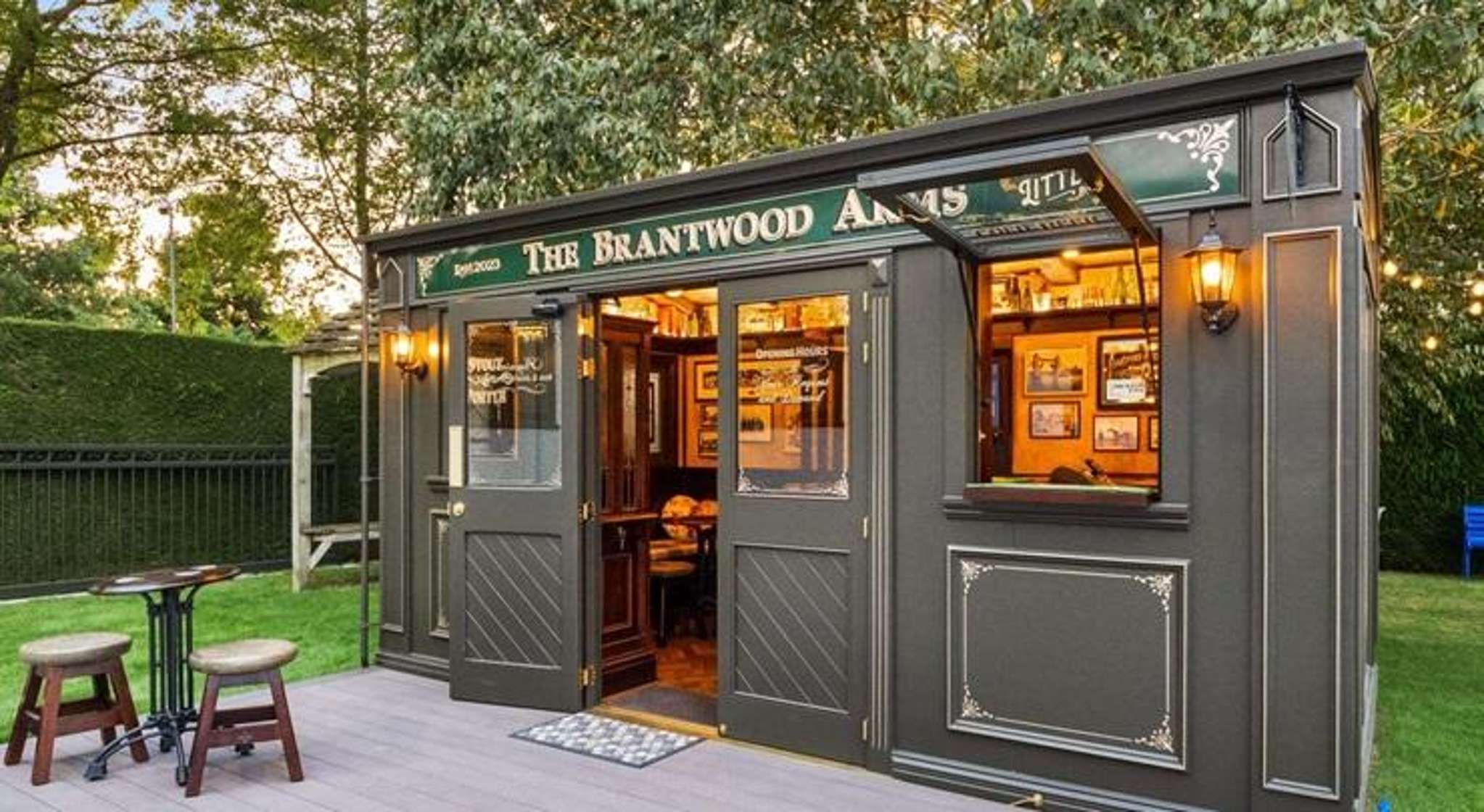 NZ's tiniest English pub for sale - comes with world-famous gardens