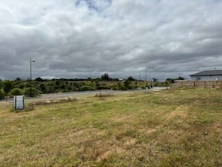 51 Mutetai Road Clarks Beach_2