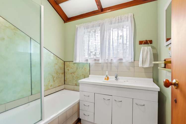1A Autumn Avenue Glen Eden_12