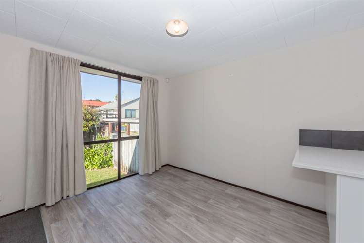 2/29 Devonshire Road Unsworth Heights_7
