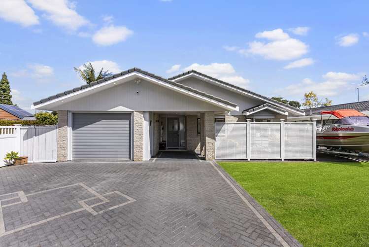 35 The Circle Manly_6