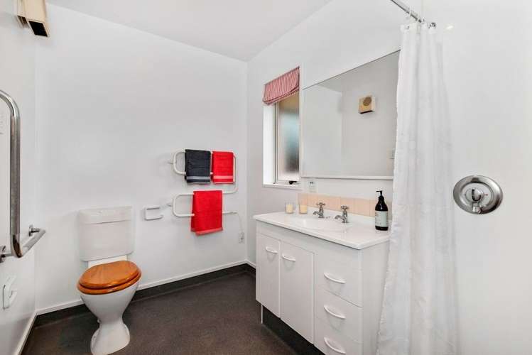 2a Hilton Drive Amberley_10