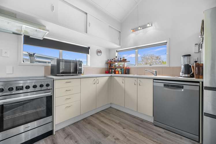 111 Windermere Drive Poike_6