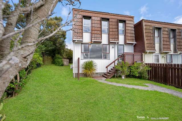 64 Cunliffe Street Churton Park_1