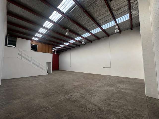 Unit D/35 Constellation Drive Rosedale_2
