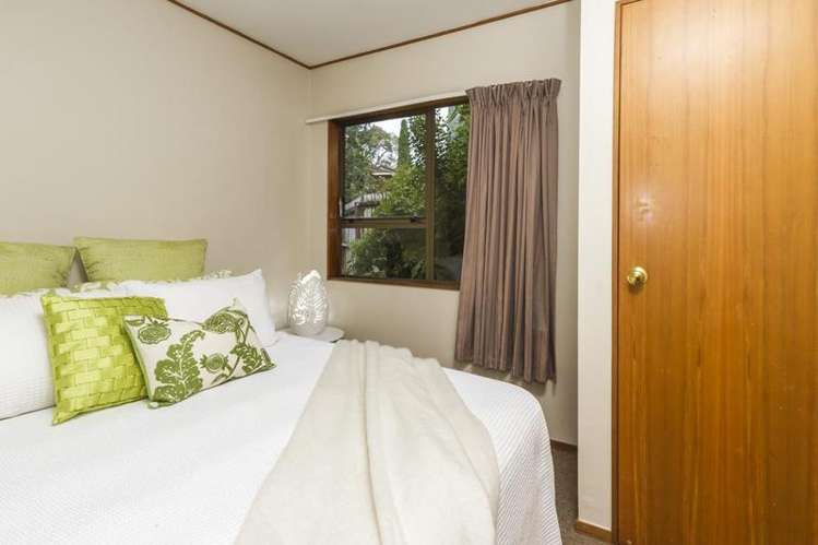 2/205 Lake Road Belmont_12