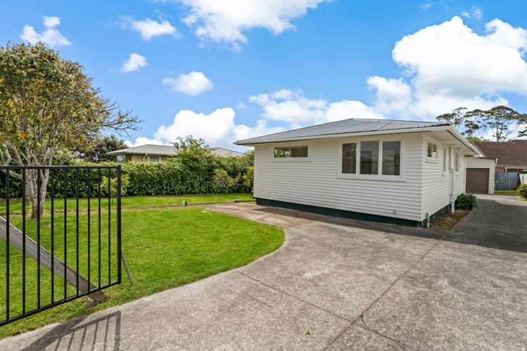 30 Ozich Avenue Te Atatu South_2