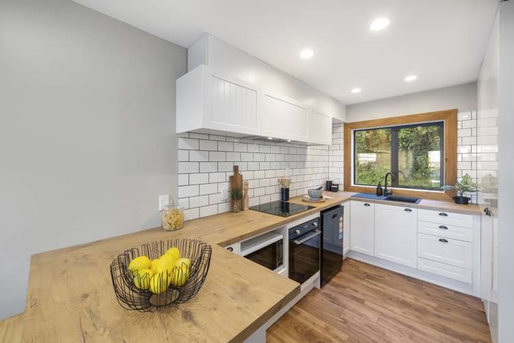 165 Grant Road Thorndon_4