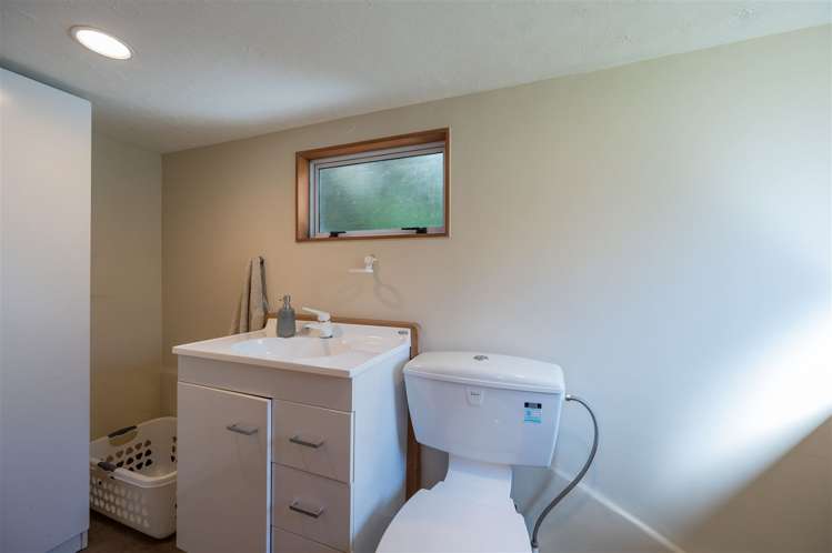 129 Emano Street Toi Toi_17