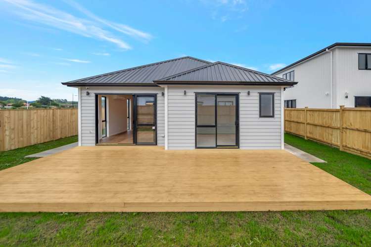 122 Kahui Parade Karaka_18