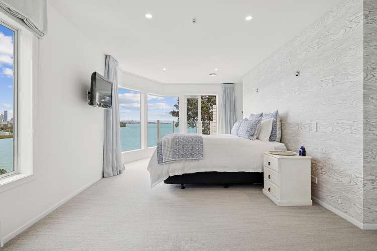 83 Ngataringa Road Devonport_18