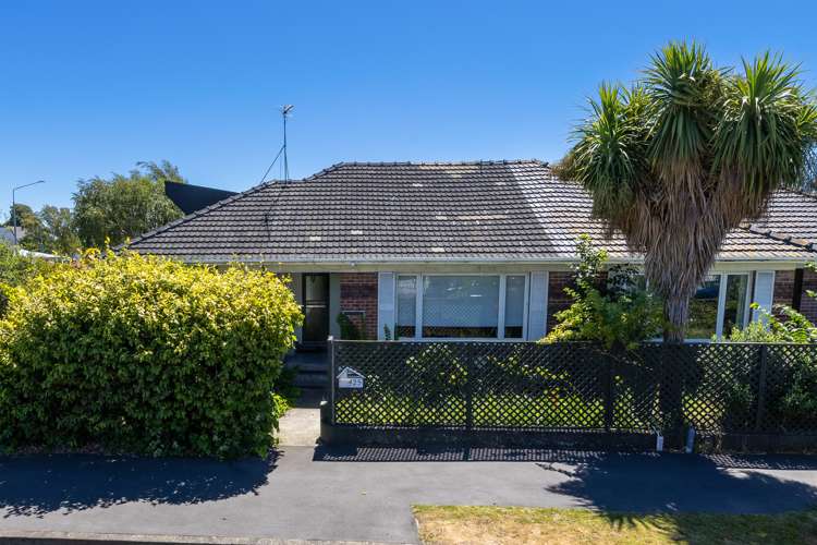 425 Armagh Street_0
