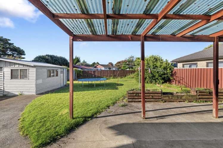 64 Sunlands Drive Manurewa_34