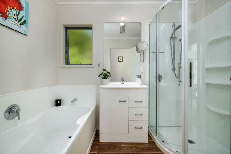 19 Tui Grove Paihia_12