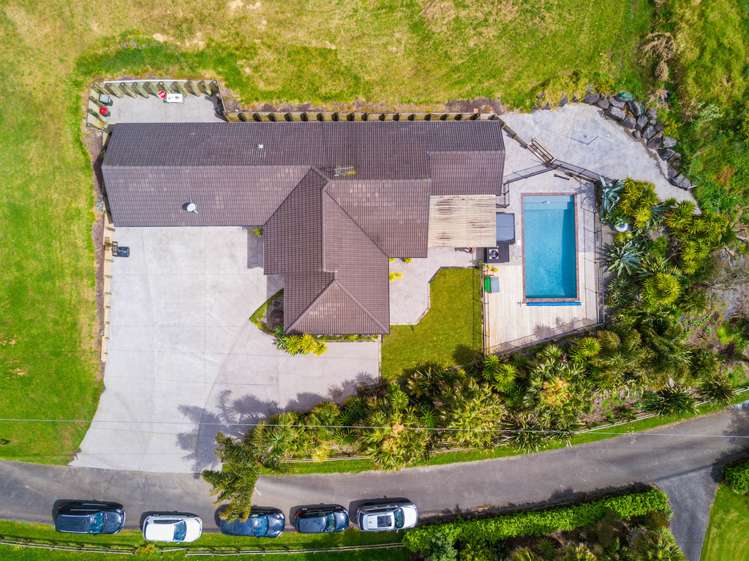 490 Redoubt Road Flat Bush_15