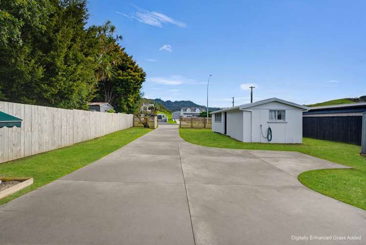 352 Main Sh25 Road Tairua_31
