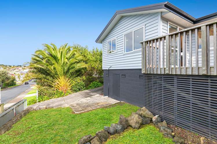 47 Amorino Drive Red Beach_54