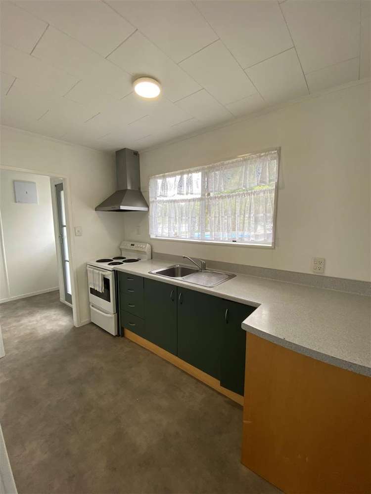 21 Ranui Avenue Ranui_3
