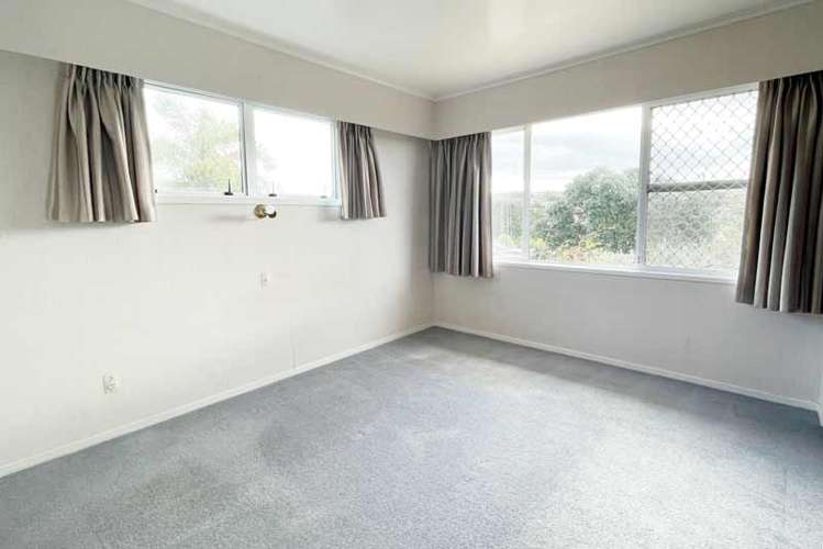 26 Paisley Street Mellons Bay_14