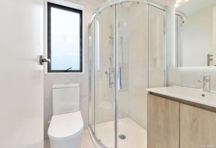 10/17 Parker Avenue New Lynn_1