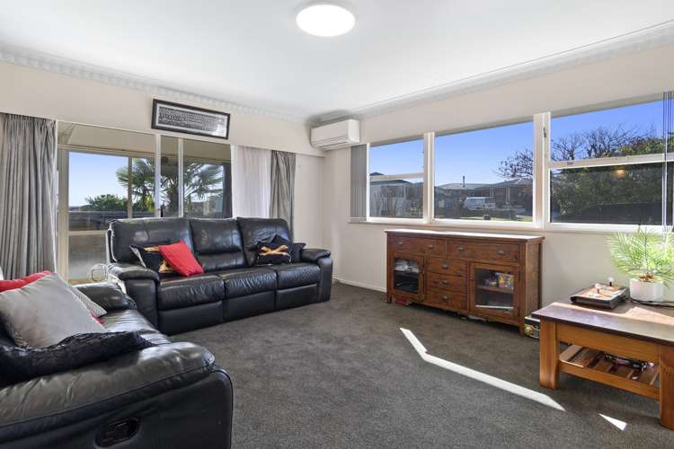 40 Eaton Crescent Matua_8