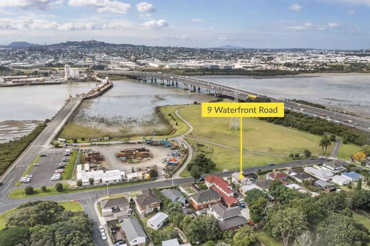 9 Waterfront Road Mangere Bridge_17