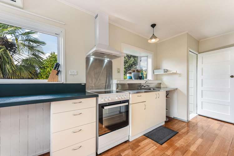 8b Tuckett Place Enner Glynn_7