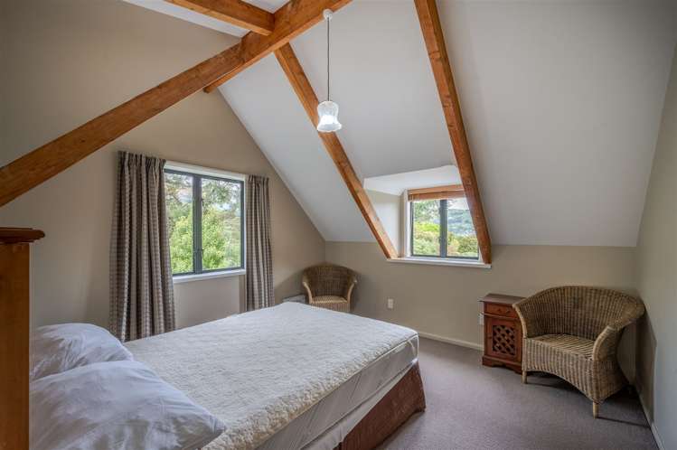 6888e Christchurch Akaroa Road Takamatua_9