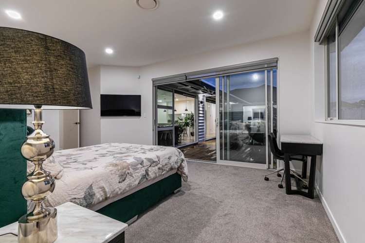 97 Colonial Drive Silverdale_17