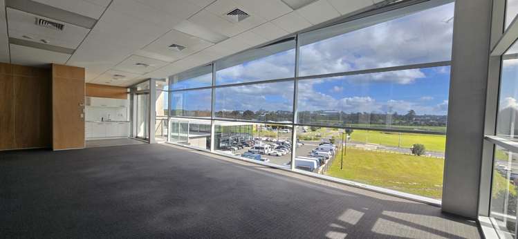 71 Barrys Point Road Takapuna_3