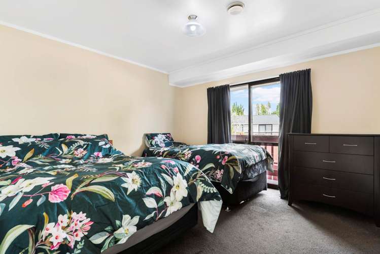 2/45 Sabulite Road Kelston_5