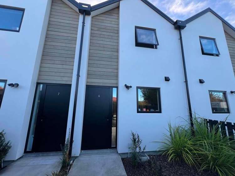 6/265 Lyttelton Street_0