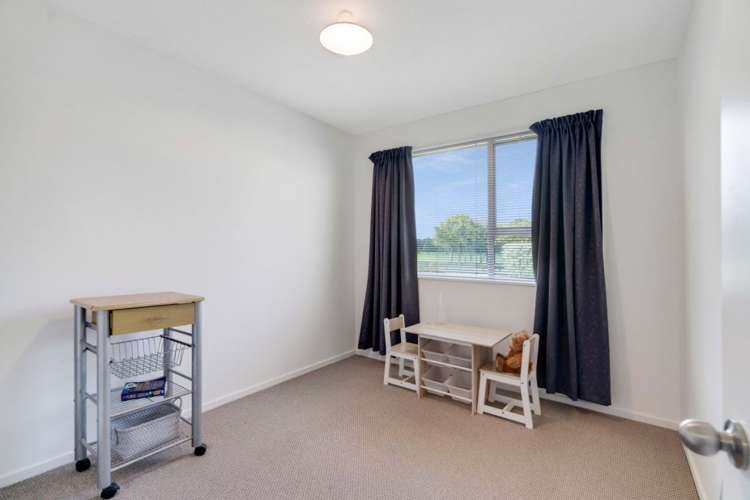 34 Oakley Crescent Hornby_10