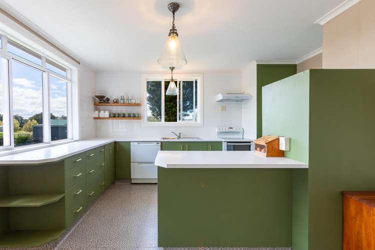 120 Priest Road Eketahuna_15