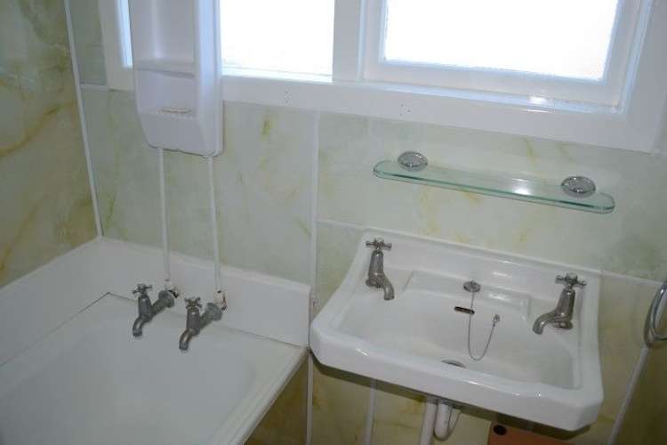 10 Durham Road Springvale_8