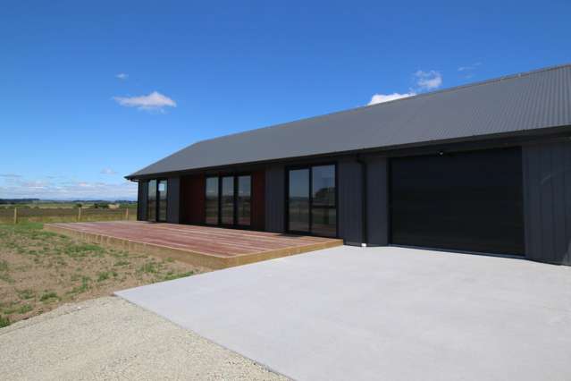 Rural and tranquil, what more could you want!