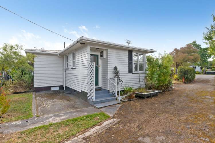 83 Victoria Street Carterton_15