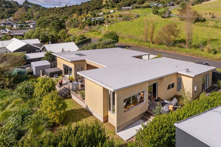 38 Te Punga Road Whangapoua_24