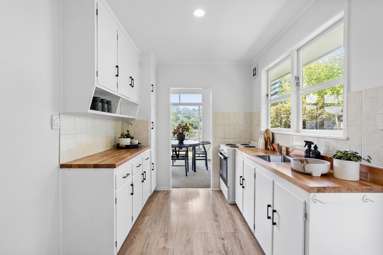 77 Vandeleur Avenue_3