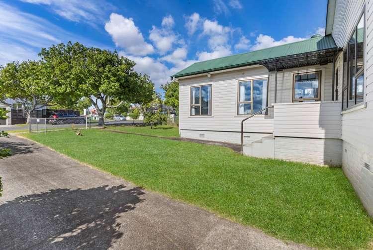 20 Rhodes Avenue Mount Albert_14
