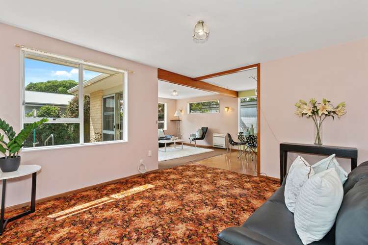 2/91a Rocking Horse Road Southshore_14