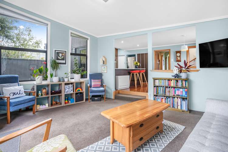 37 Bolton Street Petone_10