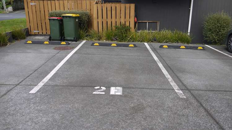 2e Milich Terrace Te Atatu South_11