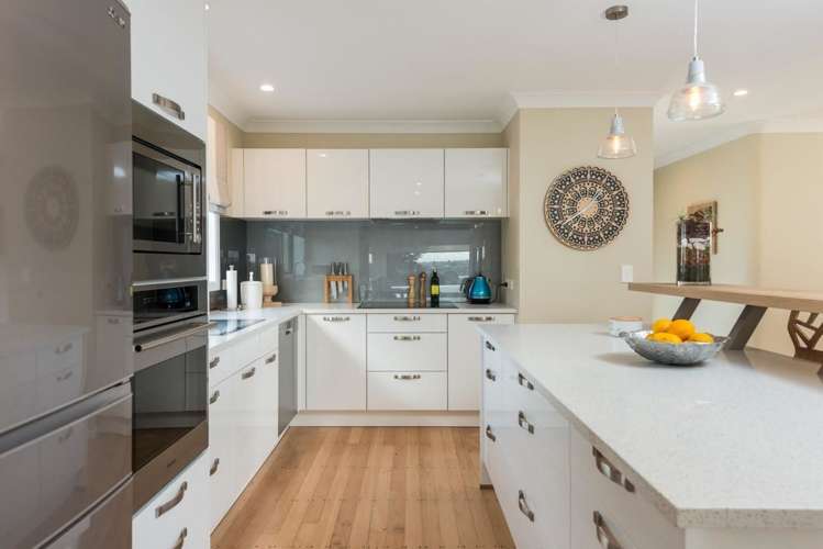 24 Sunset Crescent Maungatapu_6