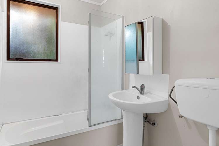 2/47 Settlement Road Papakura_6