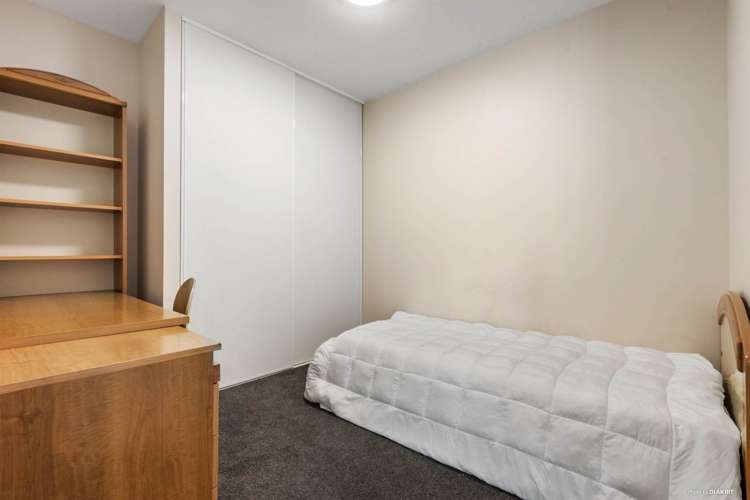 1215/135 Hobson Street City Centre_7