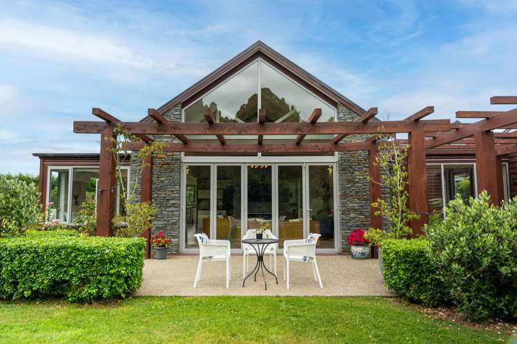 120 Myross Road Myross Bush_1