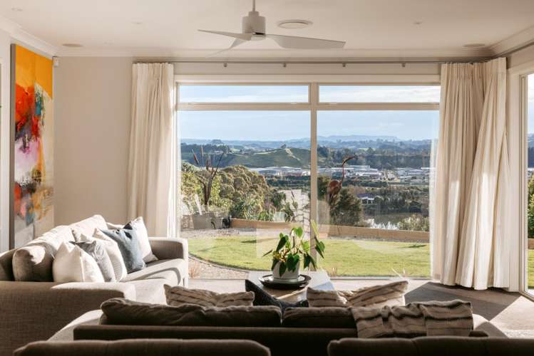 40 Broadwater Close Pyes Pa_3